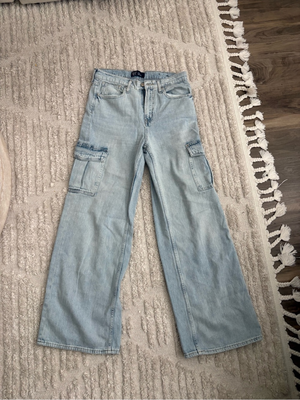 GAP Light Blue Wide-Leg Cargo Jeans - Women's